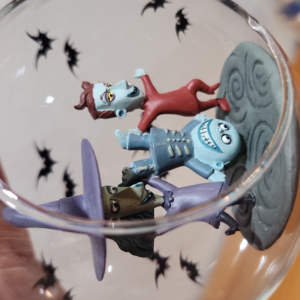 Disney NBC glass Ornament - Picture 3 of 3